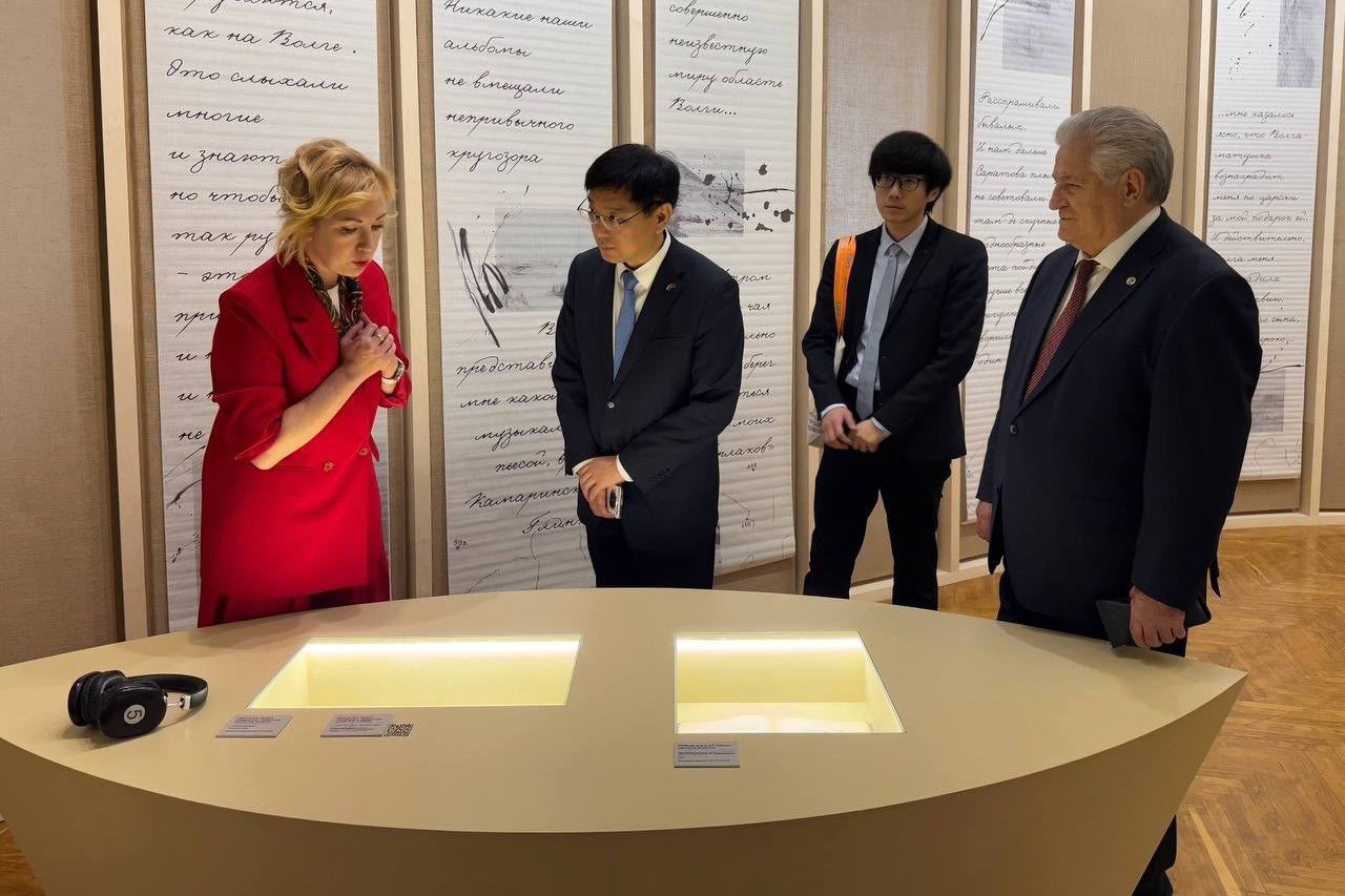 26 тысяч человек увидели выставку одной картины «Бурлаки на Волге» в Самаре 26 тысяч человек увидели выставку одной картины «Бурлаки на Волге» в Самаре