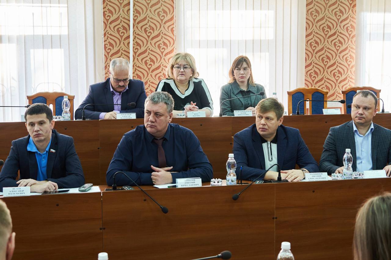 Сегодня на заседании городской Думы утверждён бюджет городского округа Сызрань на 2026 год и плановый период 2027–2028 годов (первое чтение) Сегодня на заседании городской Думы утверждён бюджет городского округа Сызрань на 2026 год и плановый период 2027–2028 годов (первое чтение)