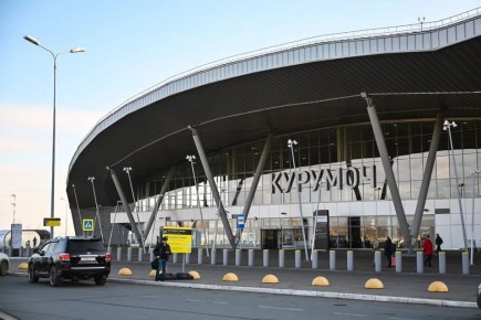 Самарский аэропорт временно не принимает и не отправляет рейсы