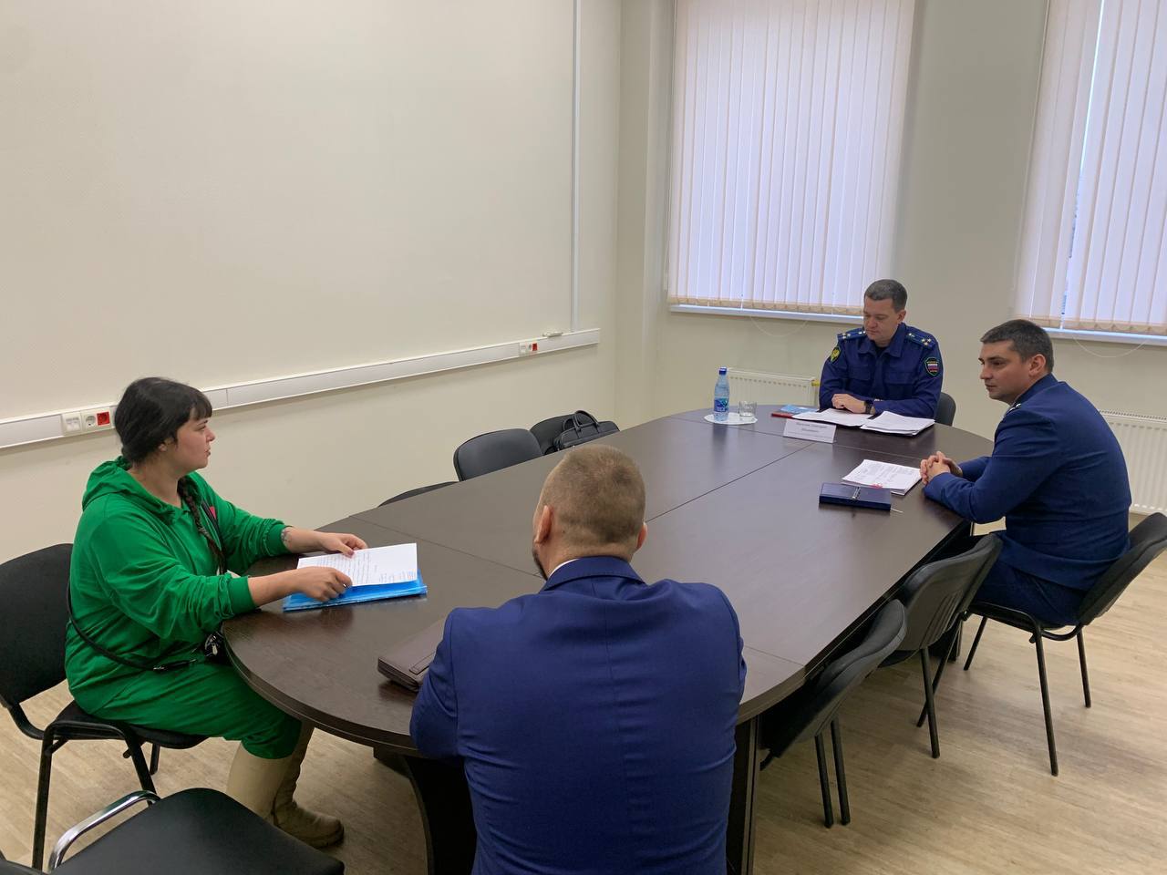 Сегодня, 03.12.2025, в прокуратуре Волжского района заместитель прокурора области Дмитрий Цымлов провел прием граждан Сегодня, 03.12.2025, в прокуратуре Волжского района заместитель прокурора области Дмитрий Цымлов провел прием граждан