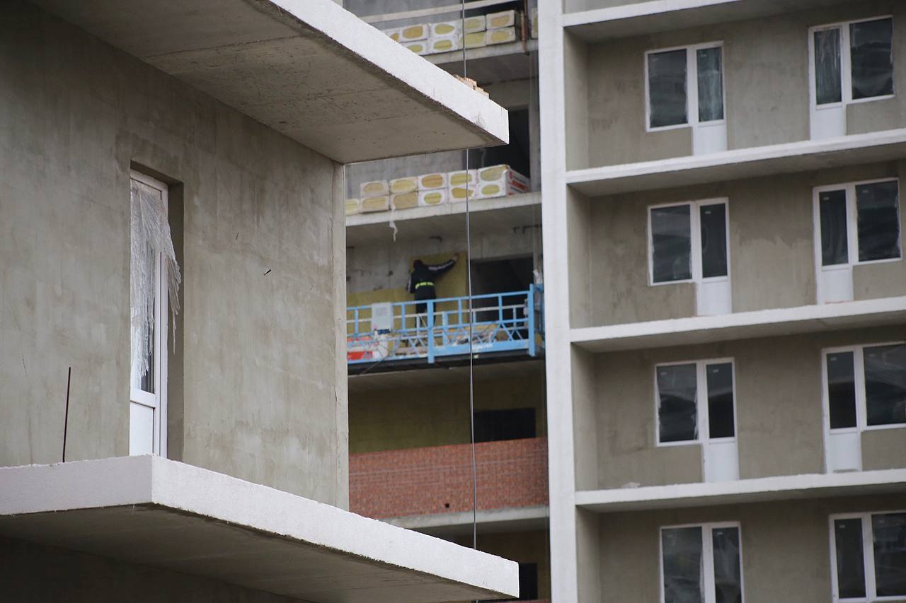 Сегодня, 03.12.2025, первый заместитель прокурора области Игорь Харитонов провел выездное совещание на строительной площадке ЖК «Космолет» Сегодня, 03.12.2025, первый заместитель прокурора области Игорь Харитонов провел выездное совещание на строительной площадке ЖК «Космолет»