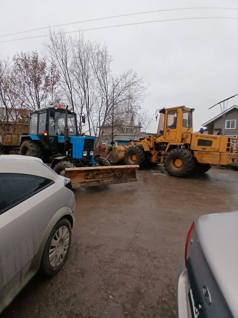 Сегодня, 03.12.2025, первый заместитель прокурора области Игорь Харитонов провел выездное совещание на строительной площадке ЖК «Космолет» Сегодня, 03.12.2025, первый заместитель прокурора области Игорь Харитонов провел выездное совещание на строительной площадке ЖК «Космолет»