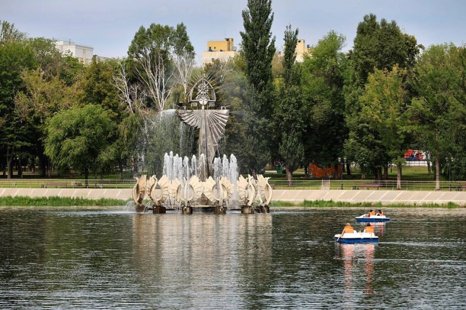 ����� ���������� ������ ������ ����� ������� ��������� �� ������ �������������� ������� � ����� 50-����� �������