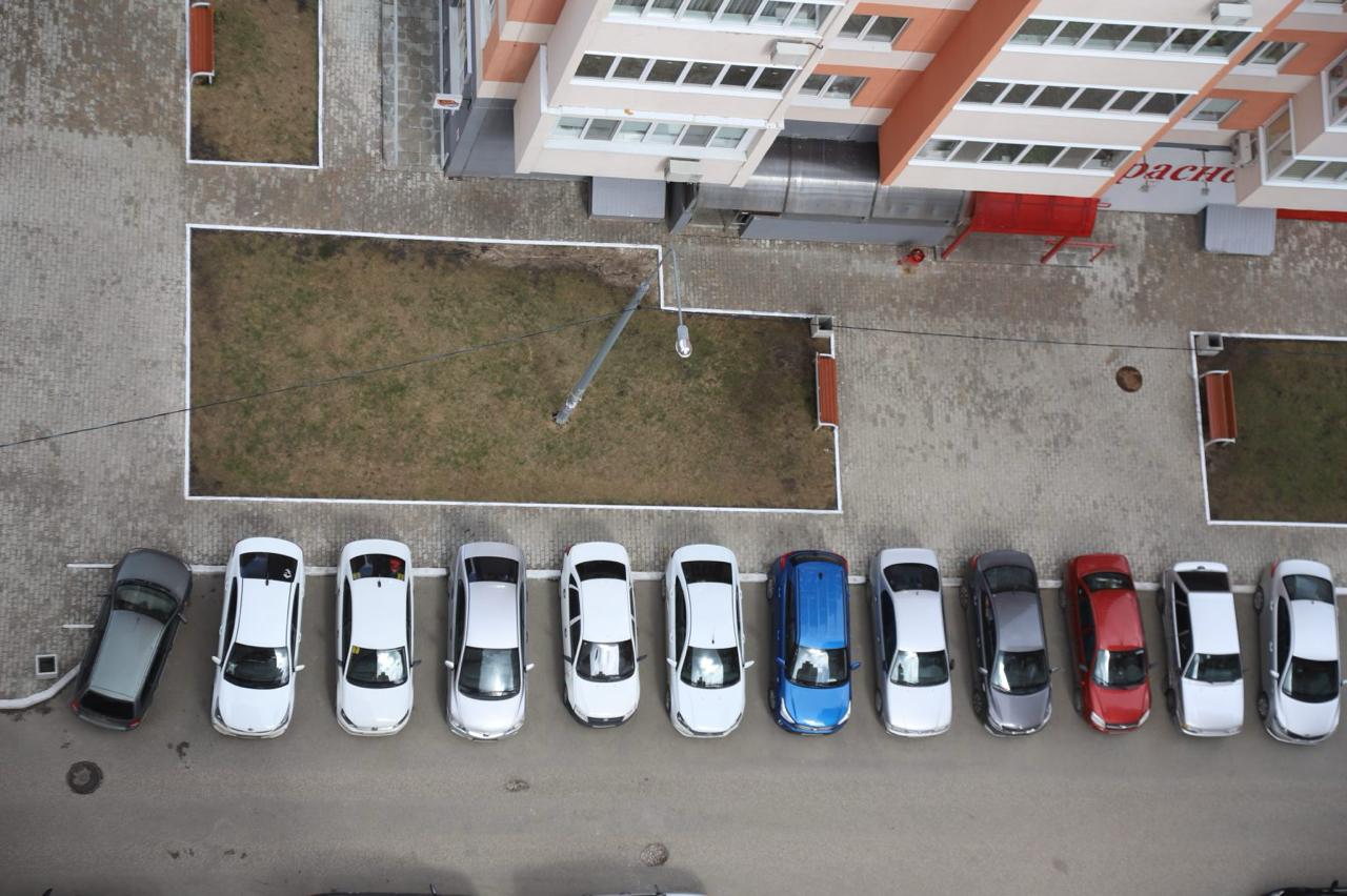 Абонементы на платные парковки могут ввести для самарцев, проживающих поблизости