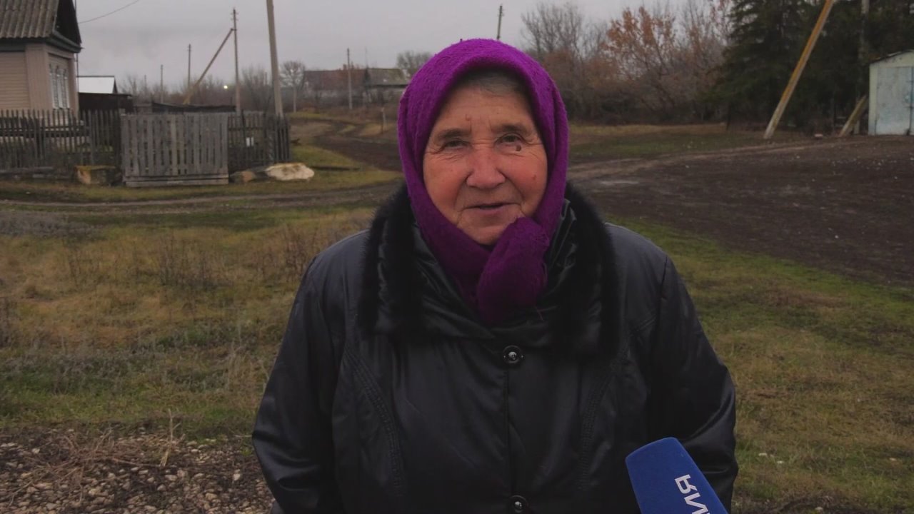 12345678 В видеообращении для Прямой линии жители региона затронули актуальный вопрос о благоустройстве дороги в селе Троицкое в Безенчукском районе