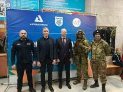 "Сердца, объединенные общей целью" "Сердца, объединенные общей целью"