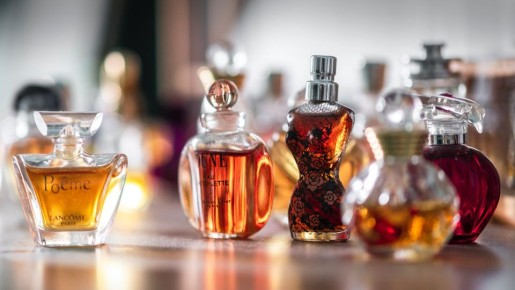 Как выбрать духи, которые пахнут «дорого»: укажут эти нотки