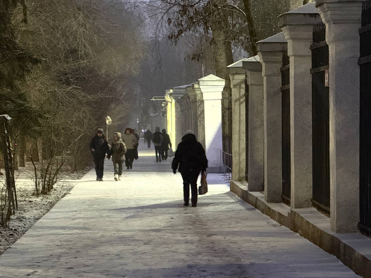 Взгляните на первый снегопад в Самаре глазами нашего режиссера Анастасии Темниковой Взгляните на первый снегопад в Самаре глазами нашего режиссера Анастасии Темниковой
