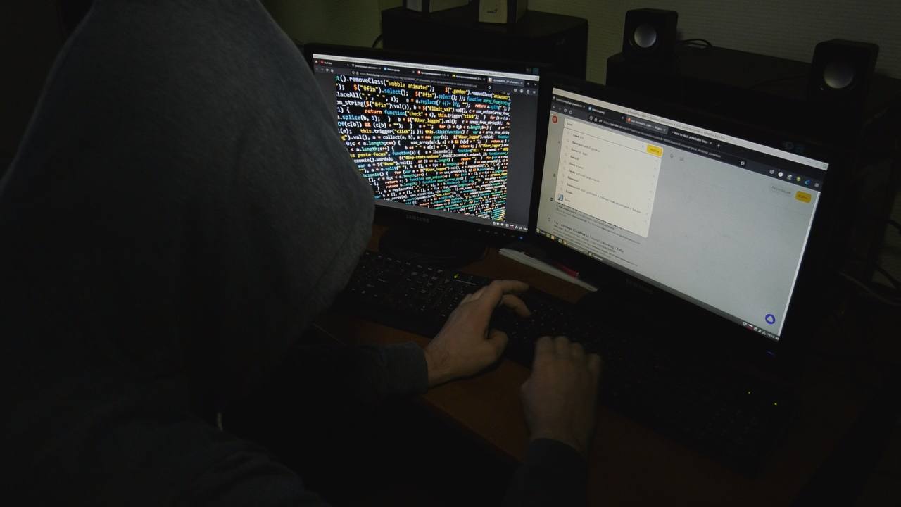 Мошенники начали использовать домовые чаты, выдавая себя за Государственную жилищную инспекцию