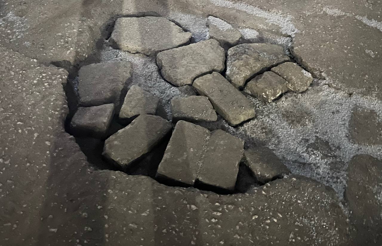 Самарцы обратили внимание на проблемный участок дороги возле дома №31 на улице Стара-Загора