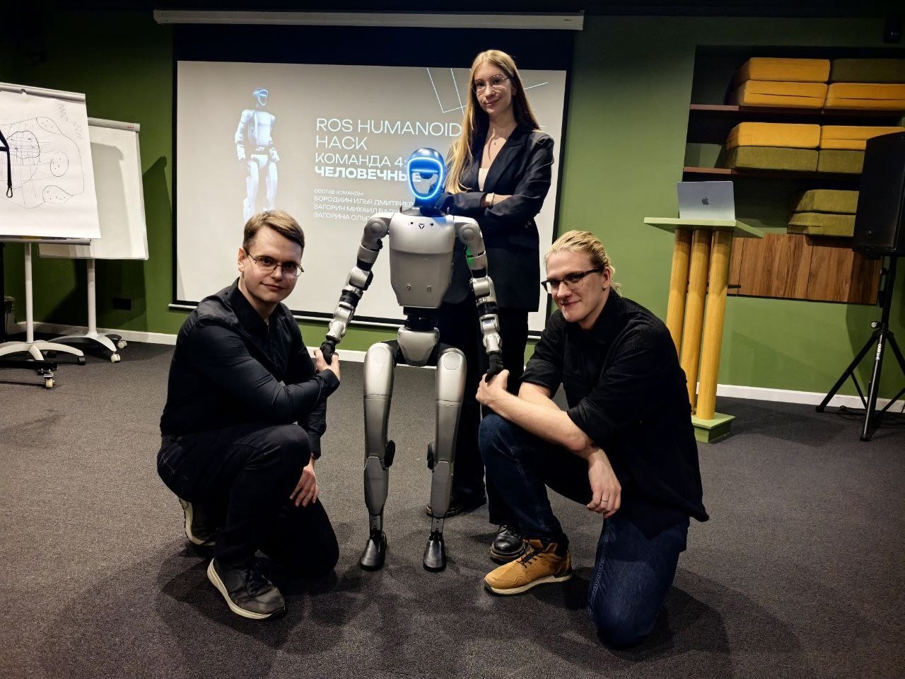 Студенты Самарского университета им. Королёва победили в первом в России хакатоне по программированию антропоморфных роботов – ROS Humanoid Hack!