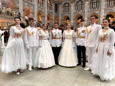 В свете софитов: кадеты из Сызрани на Юбилейном Кремлевском балу