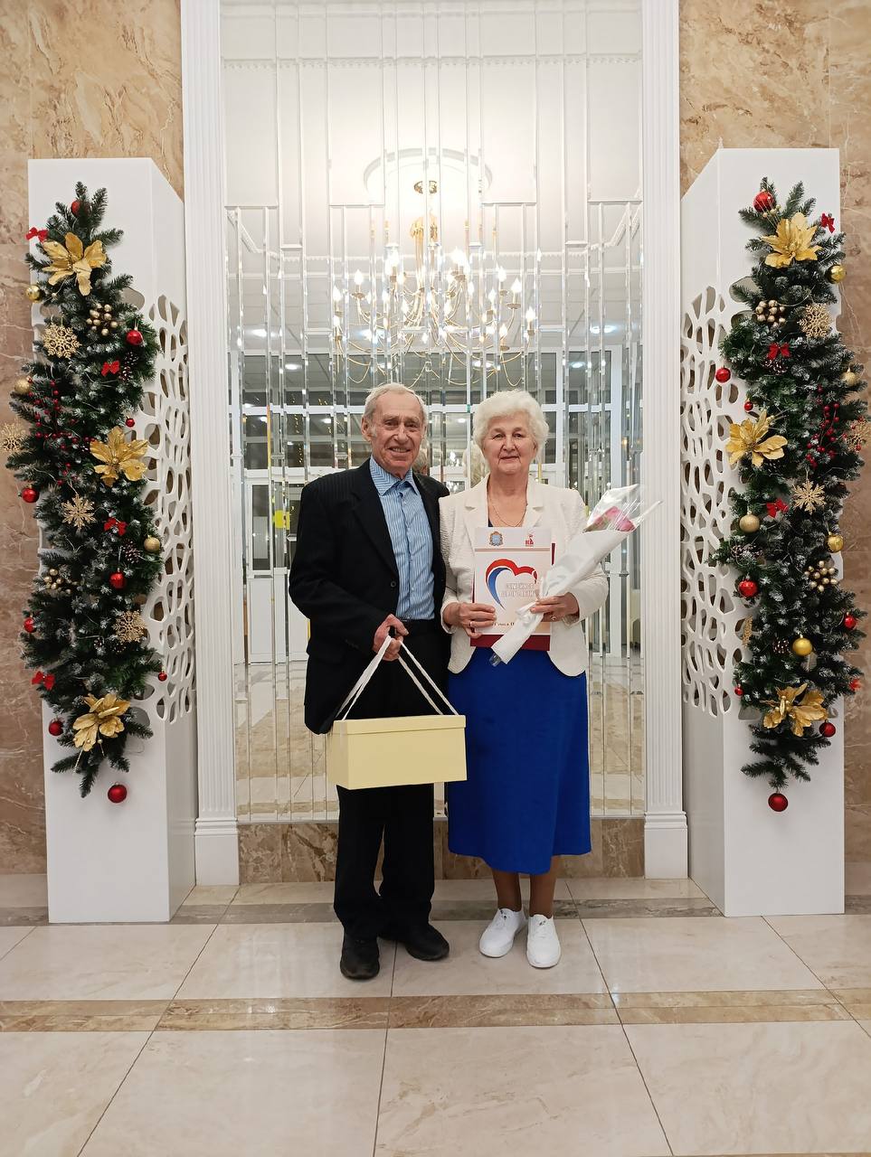 Во Дворце бракосочетания г.о. Тольятти прошла трогательная церемония «Семейное долголетие» Во Дворце бракосочетания г.о. Тольятти прошла трогательная церемония «Семейное долголетие»