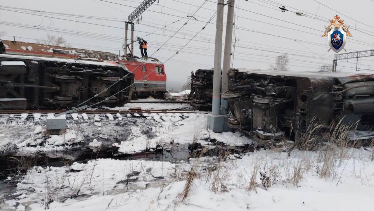 Сход грузовых вагонов на станции Чаис блокировал движение поездов в направлении Самары