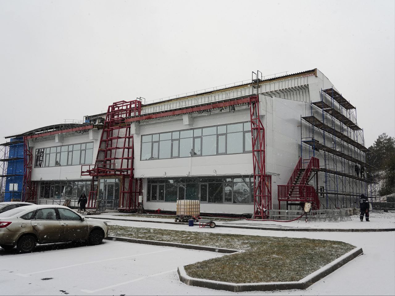 Строительство ФОКа в поселке Прибрежном на территории Самары выполнено на 75%