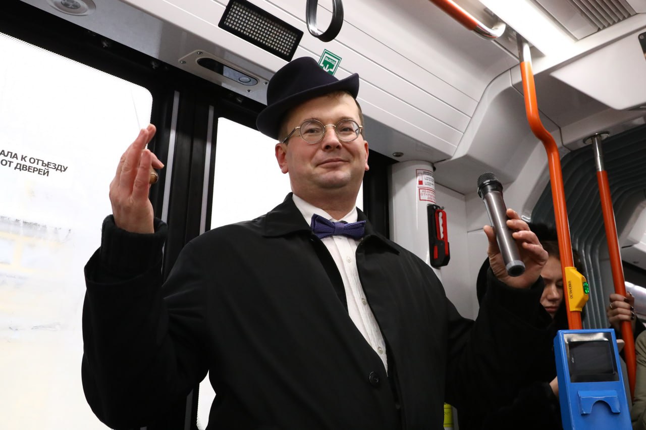 В Самаре на улицы города вышел «Интерактивный трамвай» В Самаре на улицы города вышел «Интерактивный трамвай»