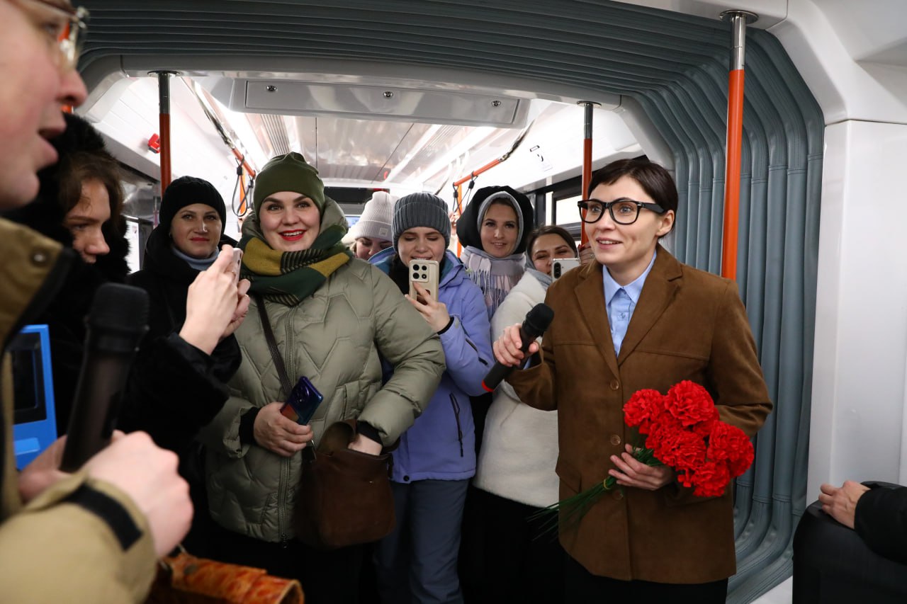 В Самаре на улицы города вышел «Интерактивный трамвай» В Самаре на улицы города вышел «Интерактивный трамвай»