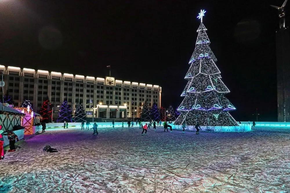 Каток на площади Славы в Самаре заработает с 25 декабря