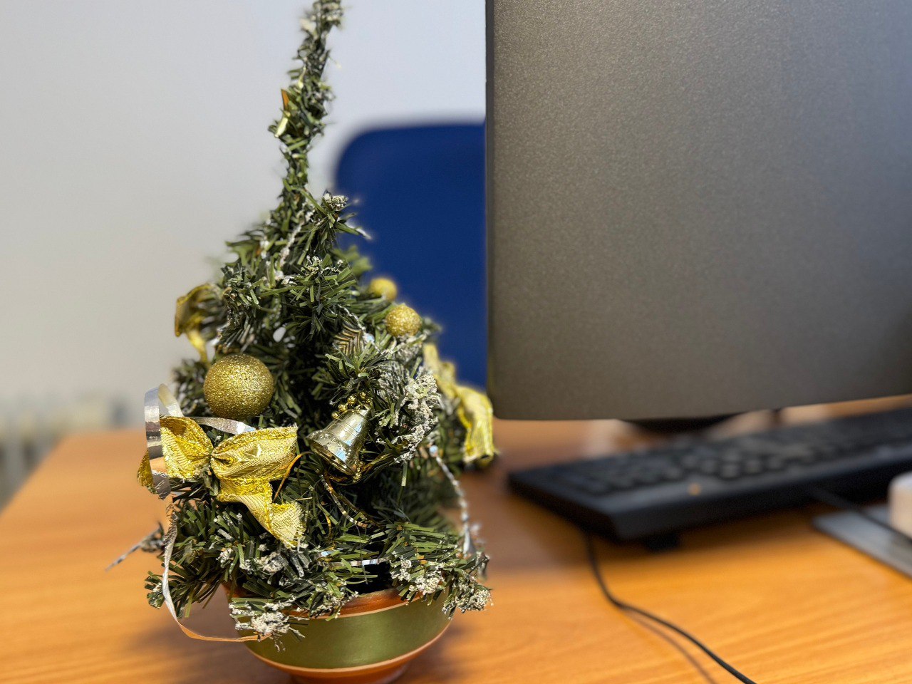 Праздник начинается с работы! Праздник начинается с работы!