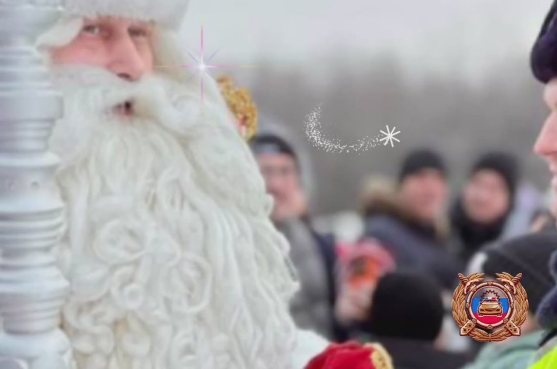 Накануне в Тольятти на железнодорожную станцию прибыл поезд Деда Мороза