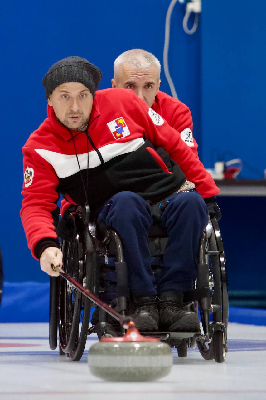 Небольшая история о том, как полюбить ….. кёрлинг))) Небольшая история о том, как полюбить ….. кёрлинг)))