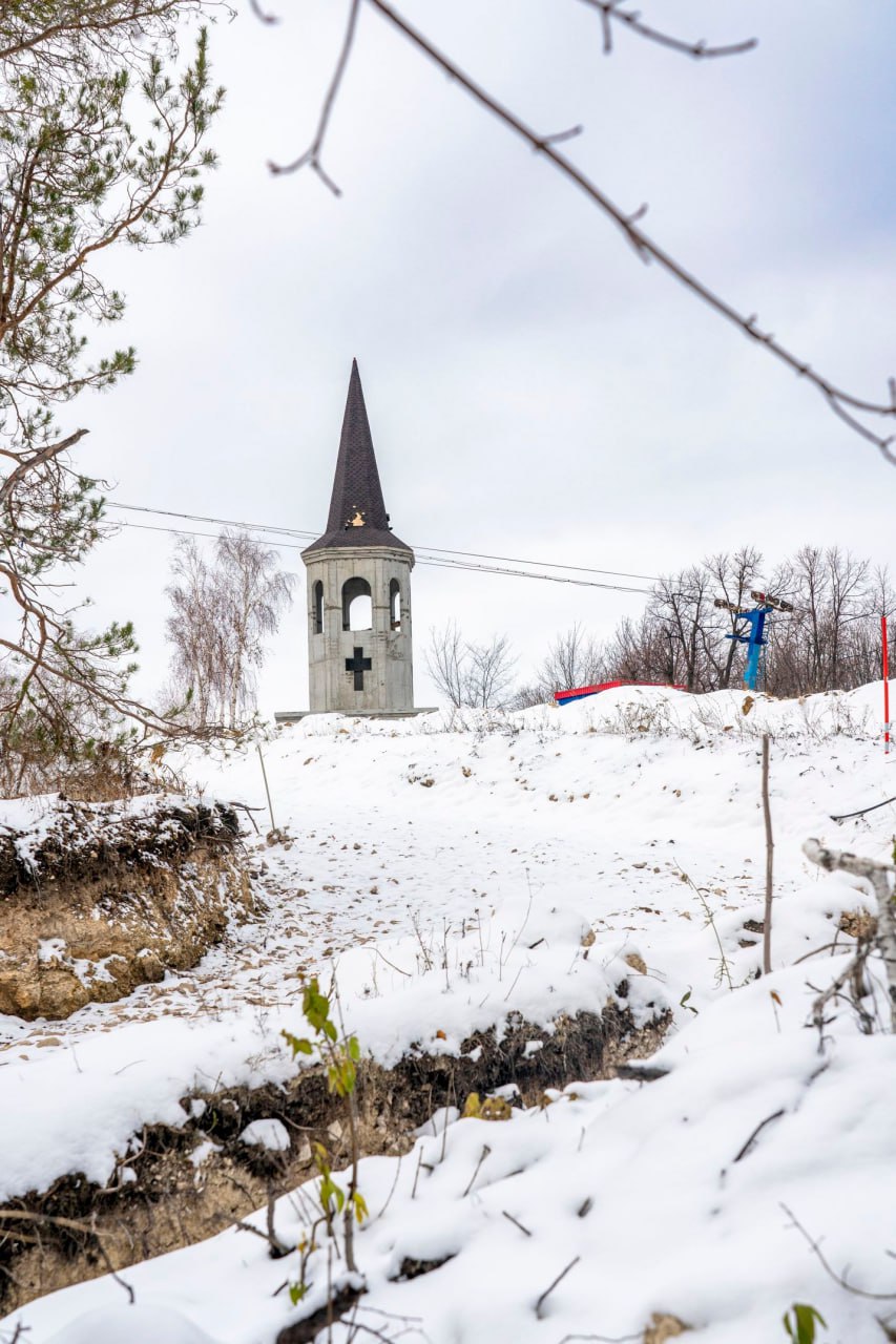 Заснеженная гора Светёлка в Шигонском районе и виды с неё Заснеженная гора Светёлка в Шигонском районе и виды с неё