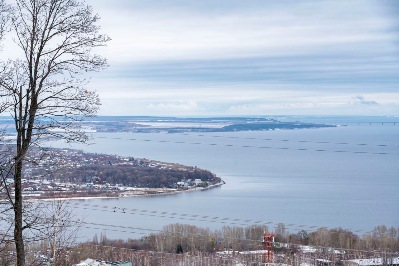 Заснеженная гора Светёлка в Шигонском районе и виды с неё Заснеженная гора Светёлка в Шигонском районе и виды с неё