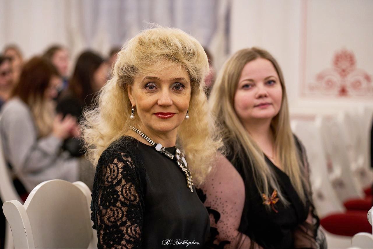 Хор Сызранского колледжа искусств и культуры им. О. Н. Носцовой — лауреаты Международного вокального конкурса Хор Сызранского колледжа искусств и культуры им. О. Н. Носцовой — лауреаты Международного вокального конкурса