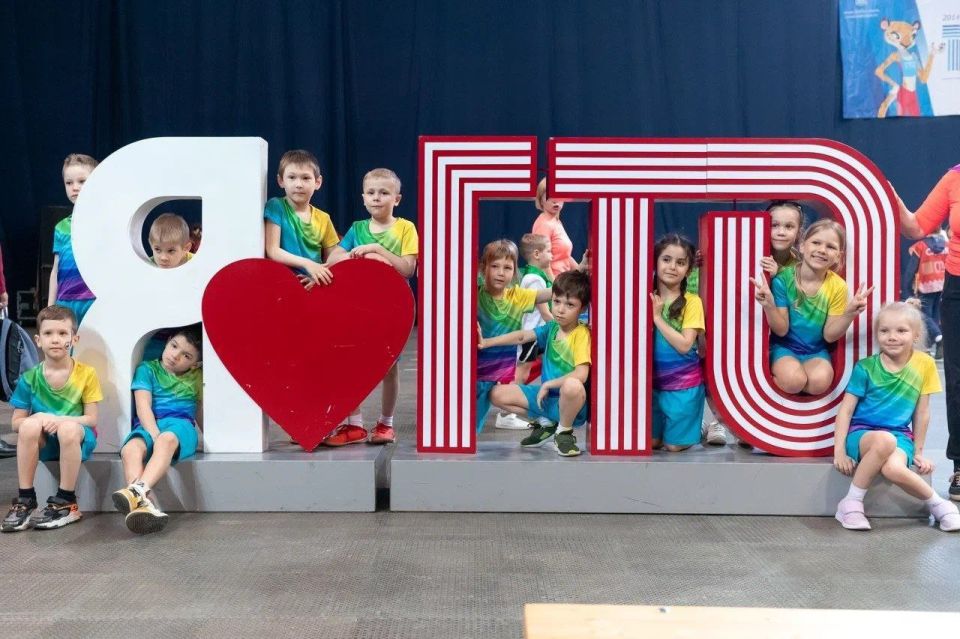 6000 ������������ ������� ������� � ��������� ����� ������� ���� ��λ