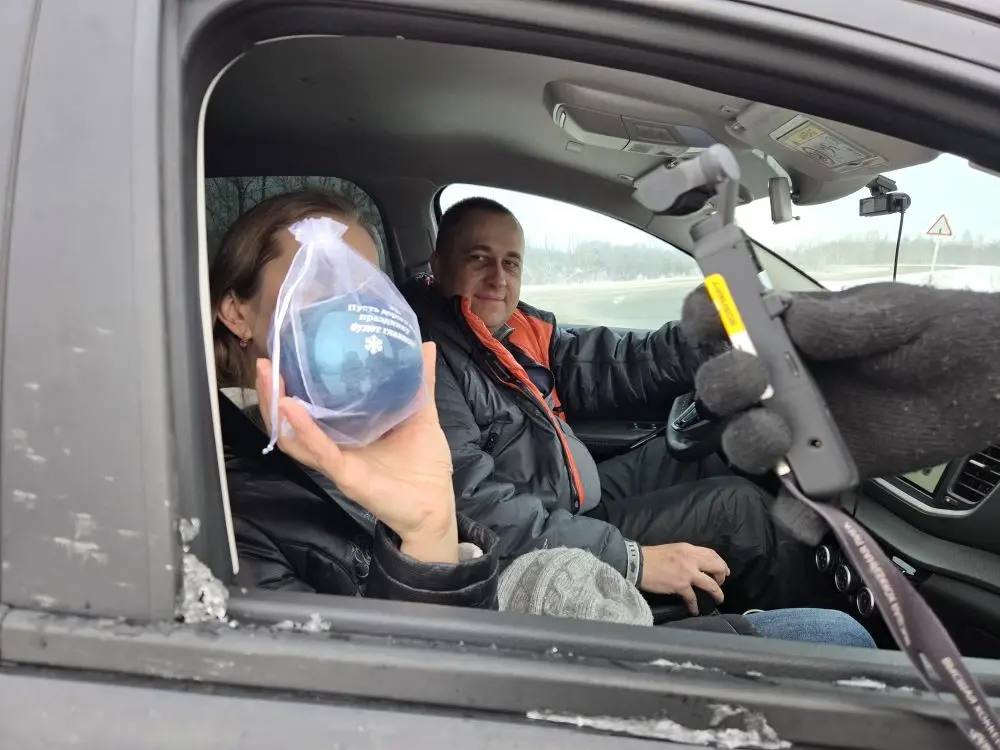 Документы проверяют, настроение поднимают! Документы проверяют, настроение поднимают!