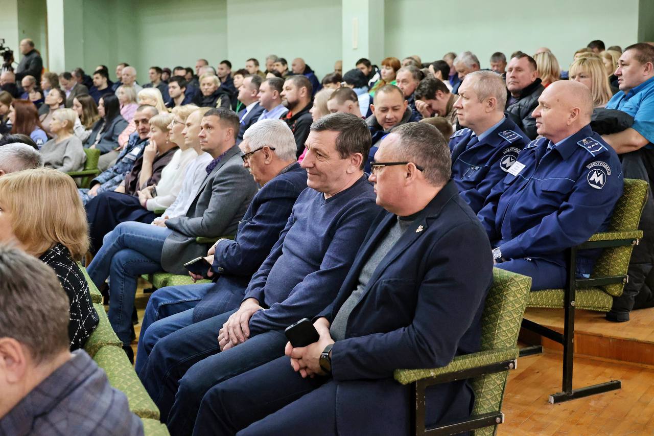 Обновленный вестибюль станции «Гагаринская» открылся к 38-летию Самарского метрополитена Обновленный вестибюль станции «Гагаринская» открылся к 38-летию Самарского метрополитена