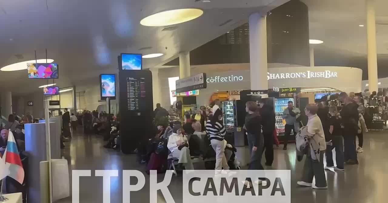 В аэропорту Самары задерживают и переносят рейсы в канун Нового года