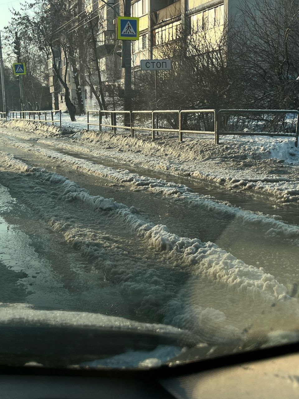Самарцы обеспокоены коммунальной аварией на улице Дыбенко Самарцы обеспокоены коммунальной аварией на улице Дыбенко