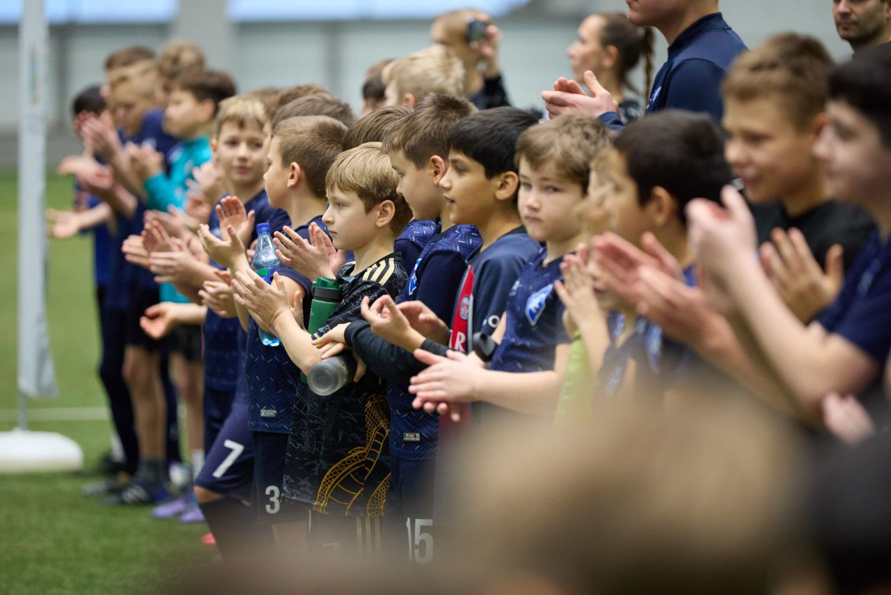 В Самаре завершился детский турнир «В Новый год с футбольным мячом» В Самаре завершился детский турнир «В Новый год с футбольным мячом»