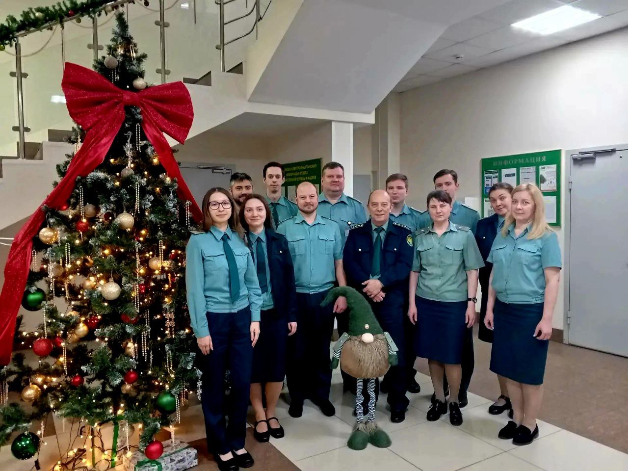 Даже в праздники — на боевом посту! Даже в праздники — на боевом посту!