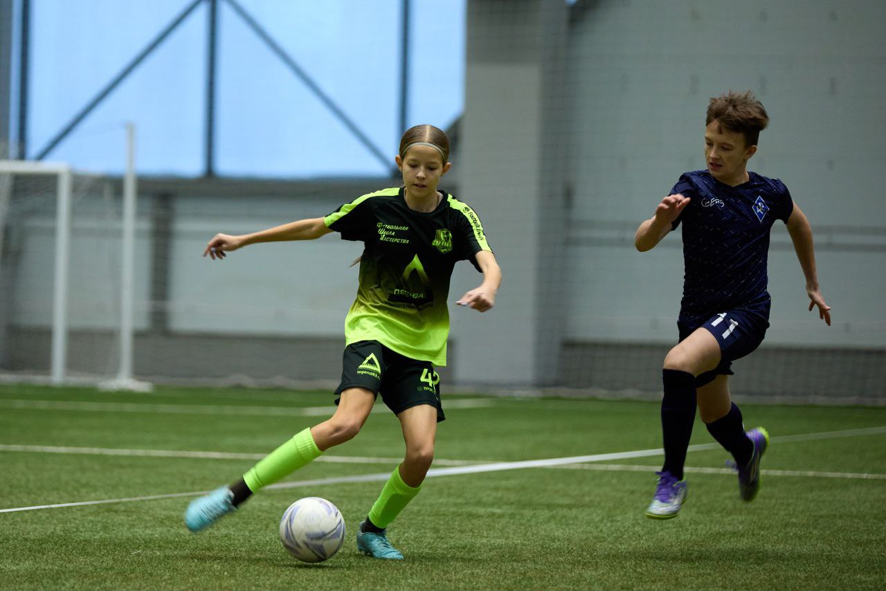 В Самаре завершился детский турнир «В Новый год с футбольным мячом» В Самаре завершился детский турнир «В Новый год с футбольным мячом»