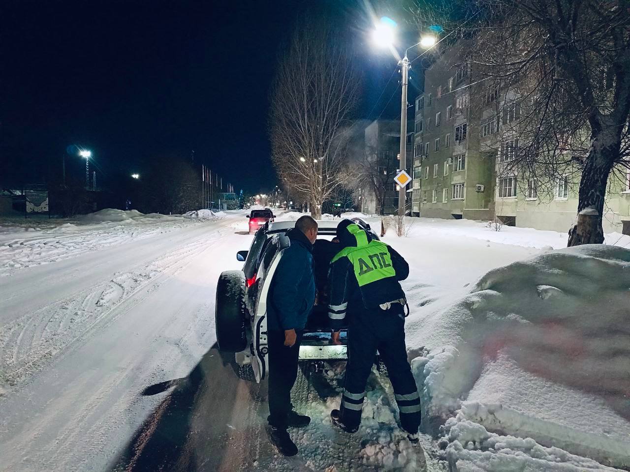 На территории Похвистневского района проводится рейдовое мероприятие, направленное на обеспечение безопасности дорожного движения На территории Похвистневского района проводится рейдовое мероприятие, направленное на обеспечение безопасности дорожного движения