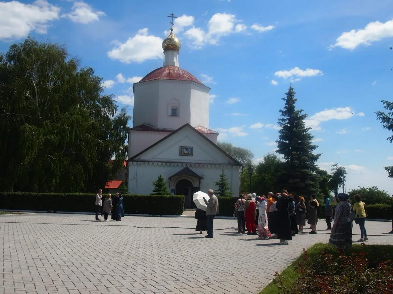 133 километра дорог к православным храмам отремонтировали в Самарской области