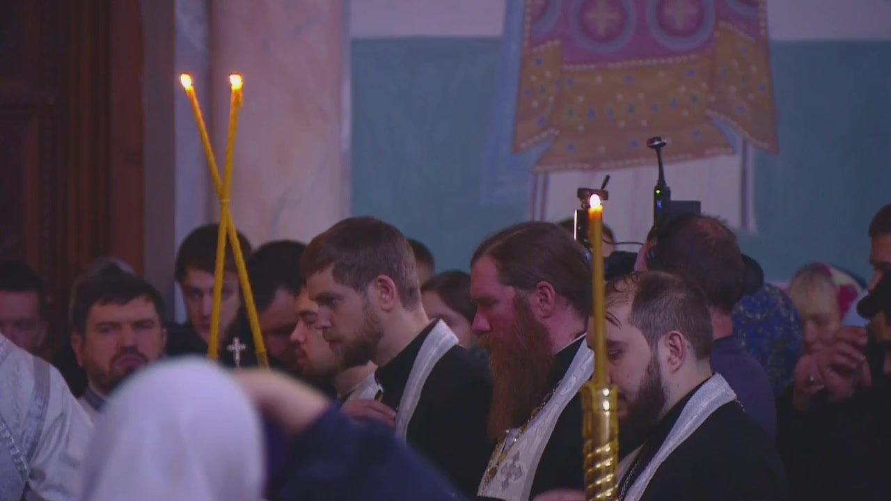 Губернатор Вячеслав Федорищев встретил Рождество Христово в Софийском соборе Самары