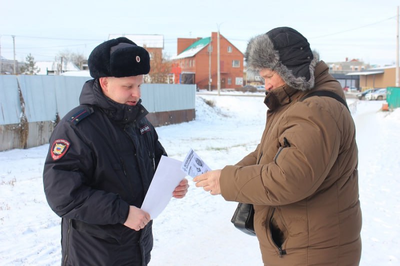 Полицейские Самарской области провели профилактическую беседу с жителями региона