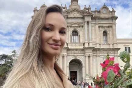 Колют наугад. Что творится в клинике, в которой умерла блогер Бурцева