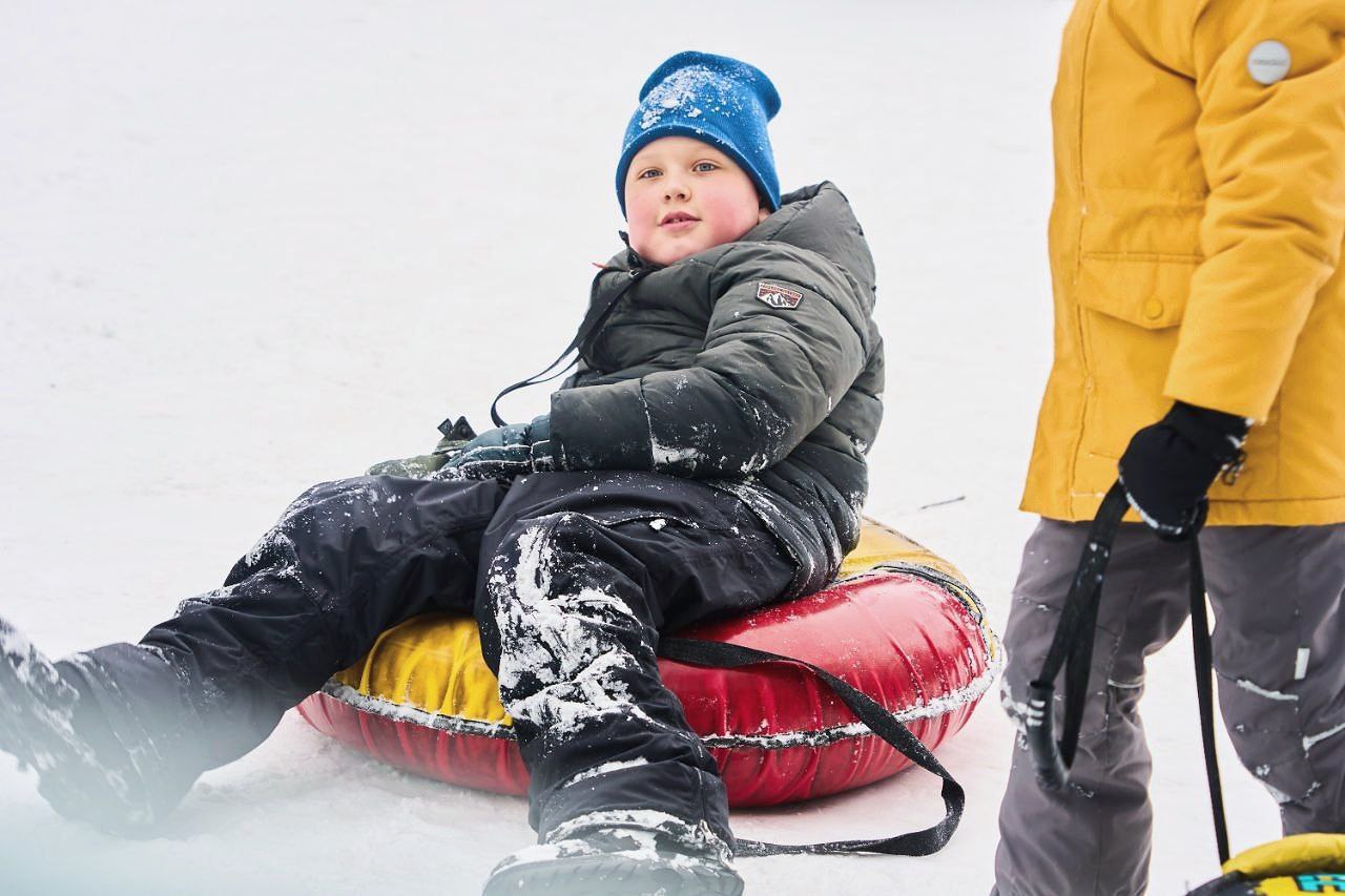 Снег на каникулы не уходит Снег на каникулы не уходит