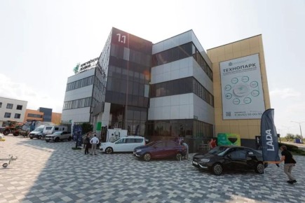 ��������� ��������� ������������ ������ ����� � ������ ������ � ������