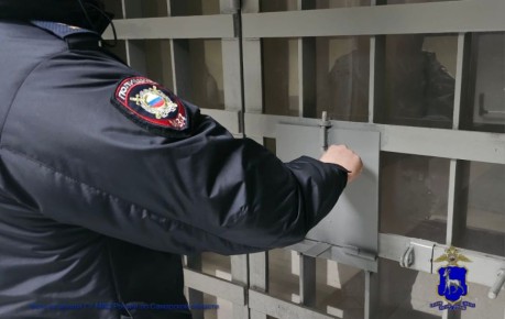 � ������ 40-������ ������� ���������� � ������ ��������� ���� (�.1 ��.119 ����). � ���������� �������� ��, ������ ��������, ���� ��� � ��������� 46-������ �������