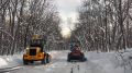 Спецтехника ежедневно выходит на автозимник «Шелехметь – Белые домики» для обработки трассы