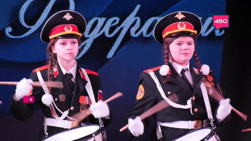 15����� � ���������� �������������� �����������, ������������ 15-������ ��������� �� ��� ����������� ������������� �������� ������, ����� �� ���������� �450�