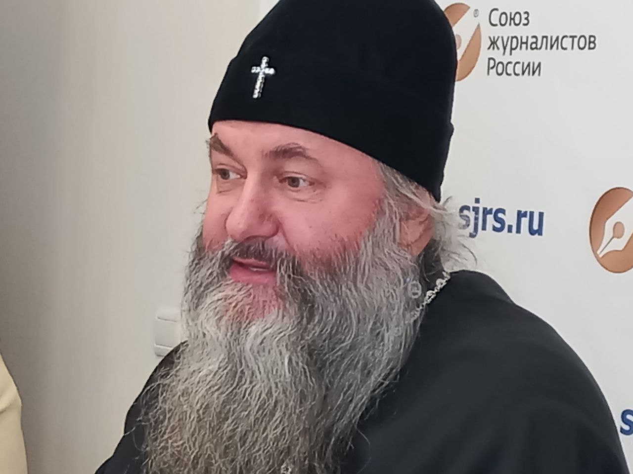 В областной столице в Доме журналиста состоялась встреча митрополита Самарского и Новокуйбышевского Феодосия с представителями региональных СМИ