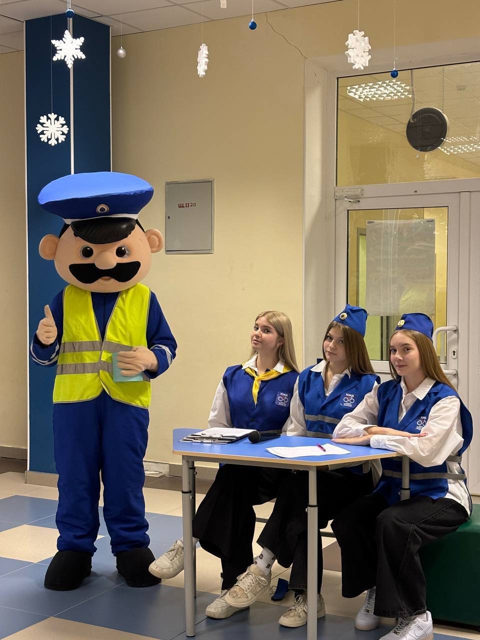 Госавтоинспекция Самары. В школе № 57 Самары прошло родительское собрание по вопросам детской дорожной безопасности Госавтоинспекция Самары. В школе № 57 Самары прошло родительское собрание по вопросам детской дорожной безопасности