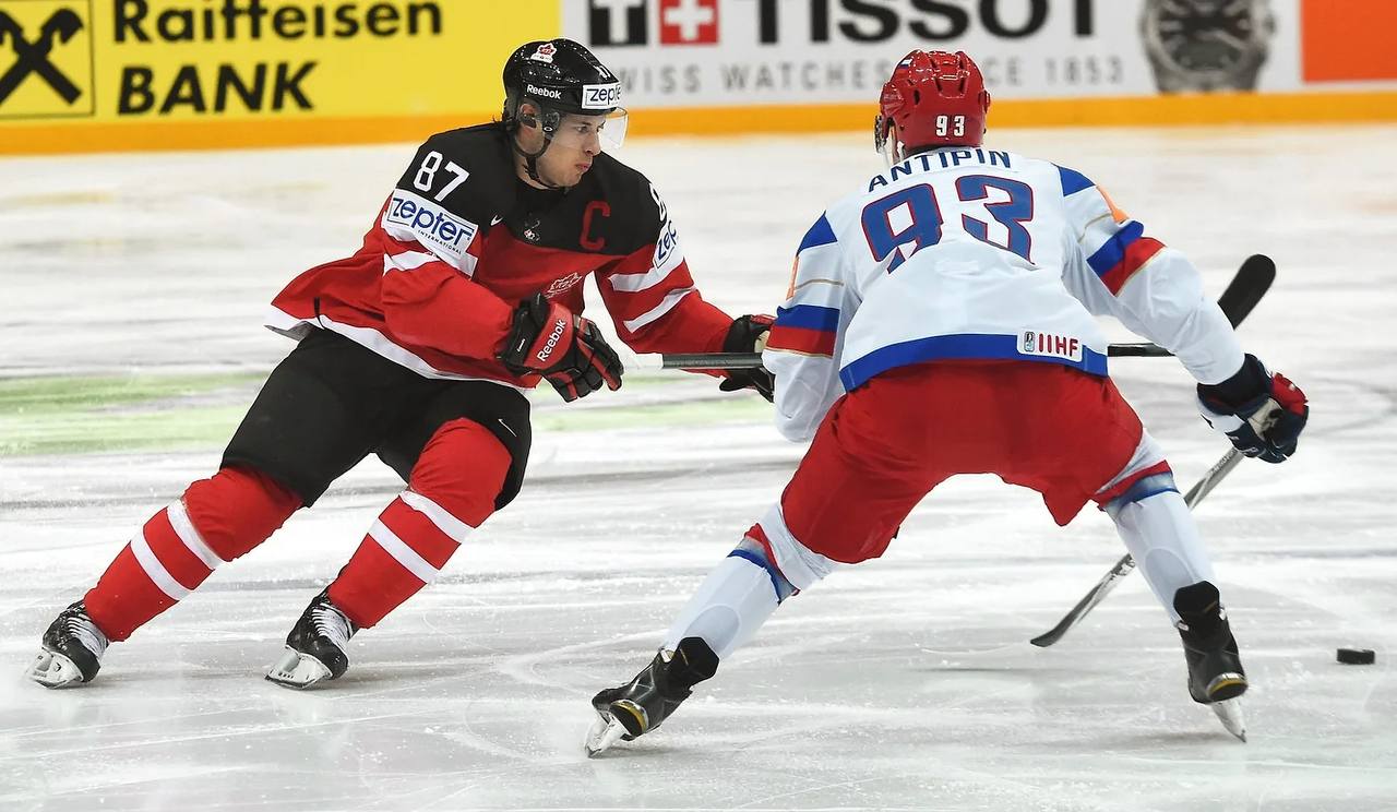 Защитник Виктор Антипин перешел из «Лады» в «Амур»