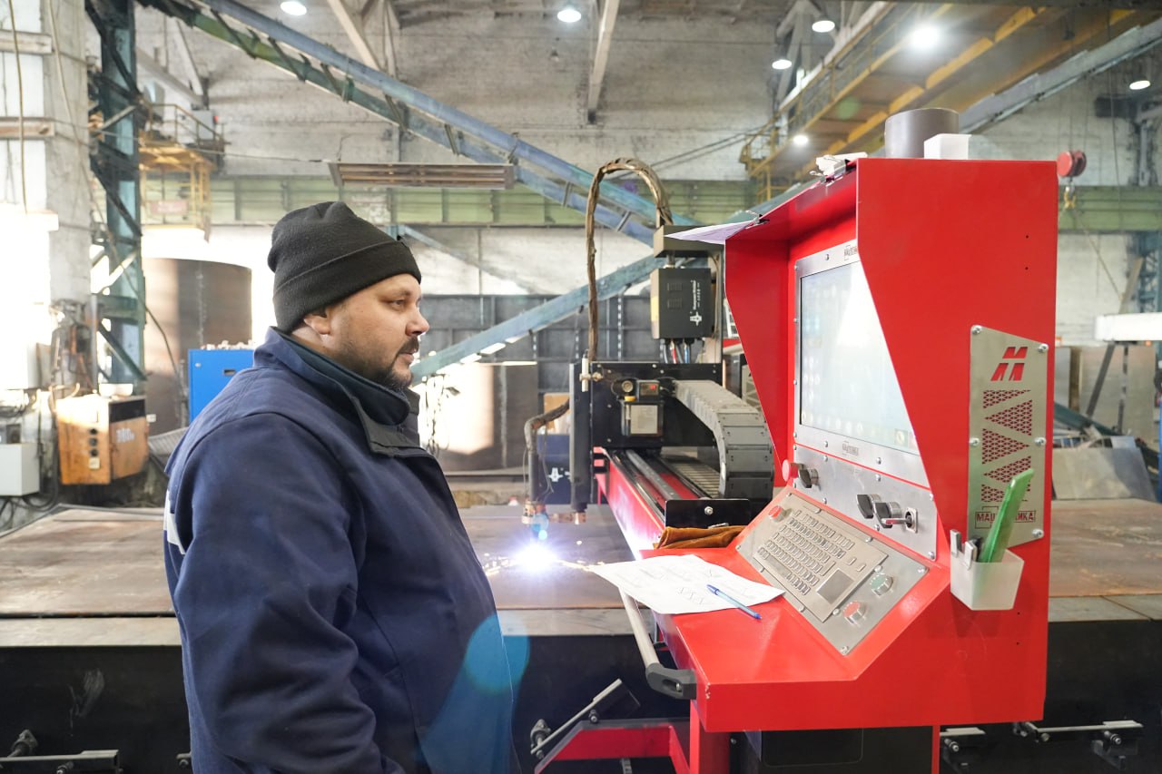 Юлия Ашуркова познакомилась с производством самарской компании «Пиэль-Компани» Юлия Ашуркова познакомилась с производством самарской компании «Пиэль-Компани»